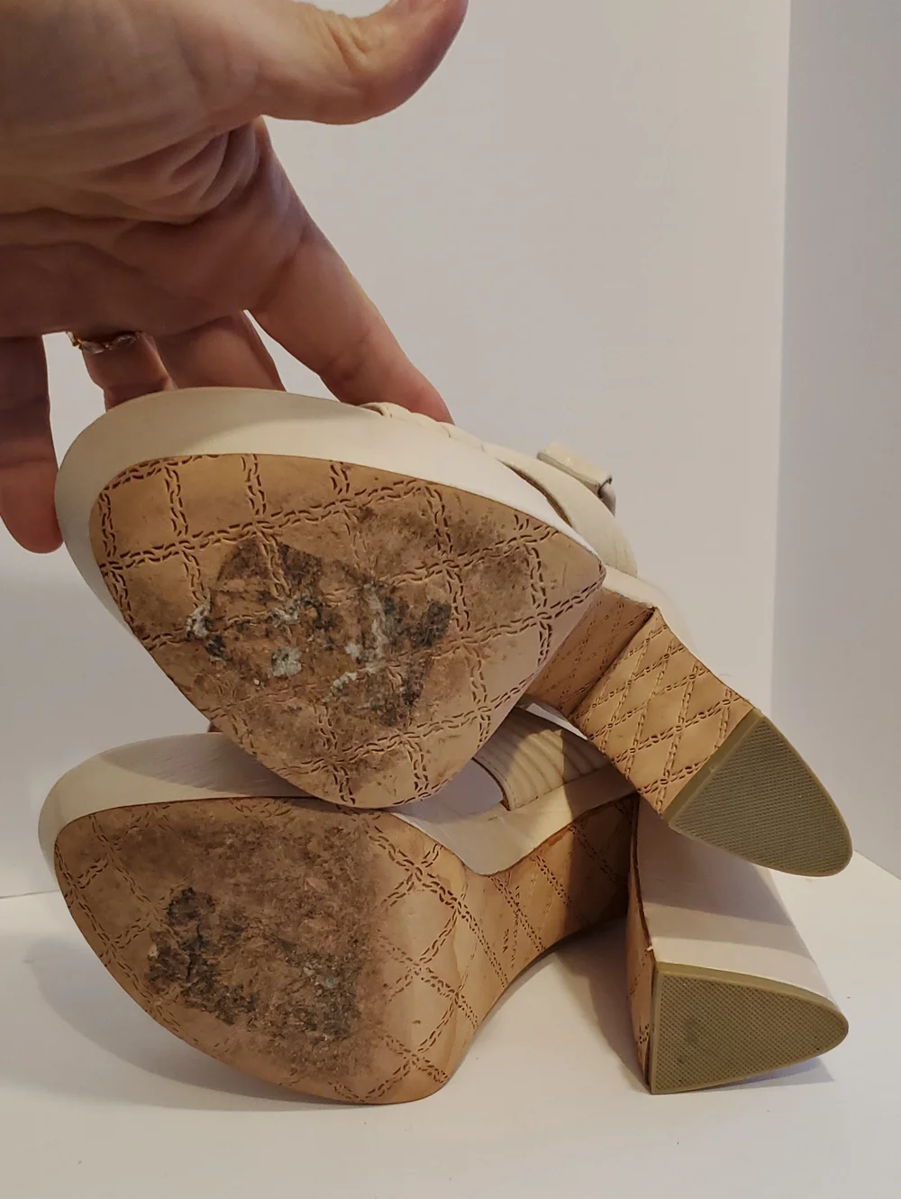 L.A.M.B Mabelle Platform Sandal In Cream Size 8M
